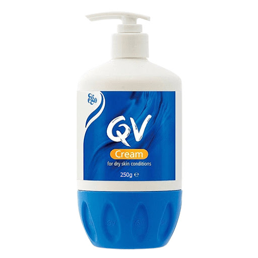 خرید کرم کیو وی 250 گرم | مرطوب‌کننده و تغذیه‌کننده پوست