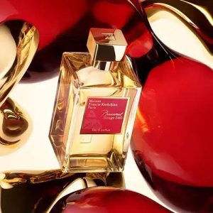 ادکلن باکارد رژ سفید