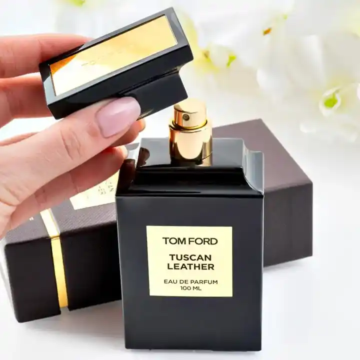 ادکلن توسکان لدر Tuscan Leather برند Tom Ford ادو پرفیوم عطری زنانه و مردانه لوکس، گرم و ماندگار