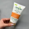 خرید ژل شستشو ویتامین C سیمپل مدل Glow Facial Wash حجم 150 میل | روشن‌کننده و شاداب‌کننده پوست